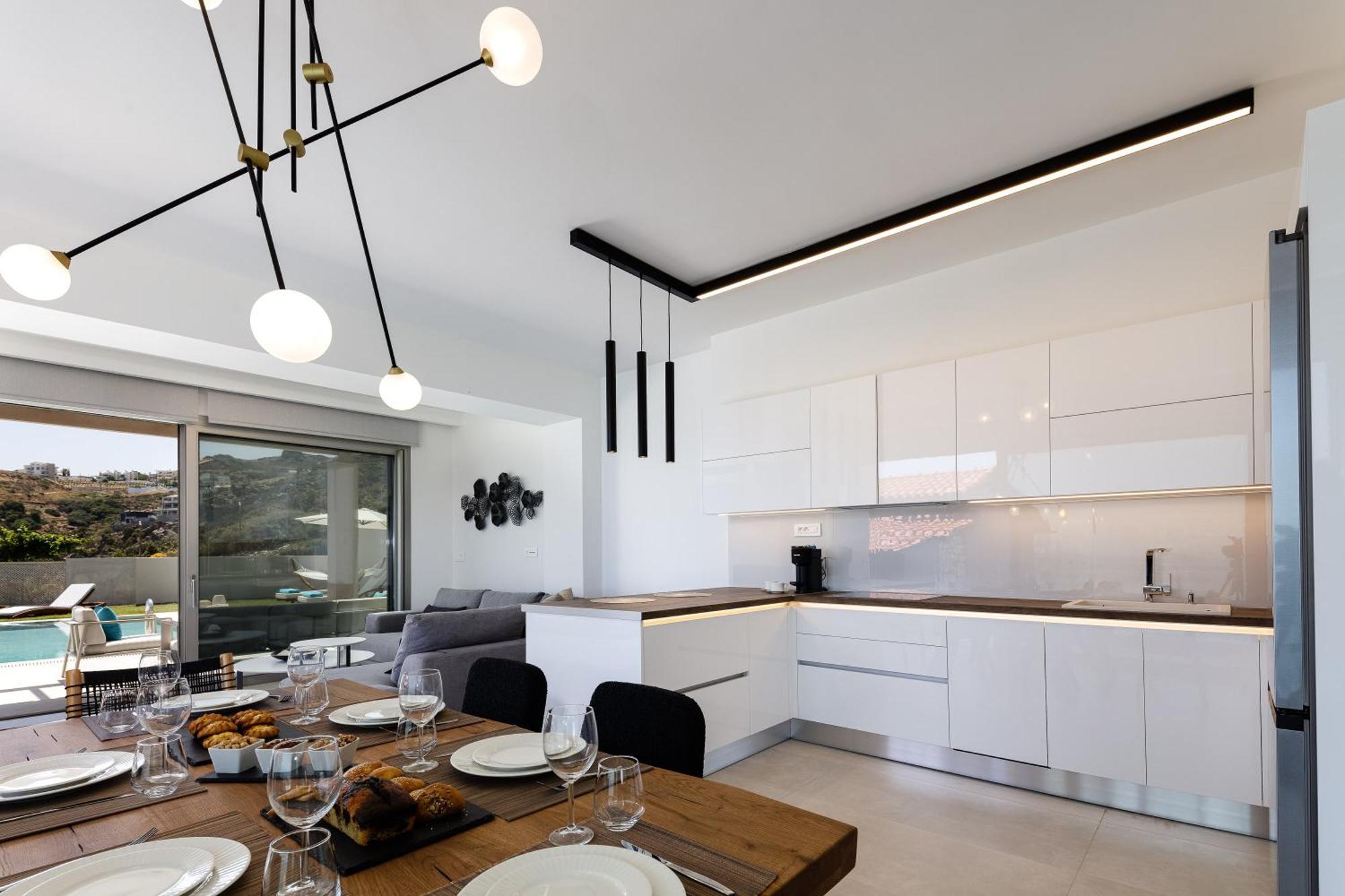 Villa Ligaria Pinnacle Екстериор снимка